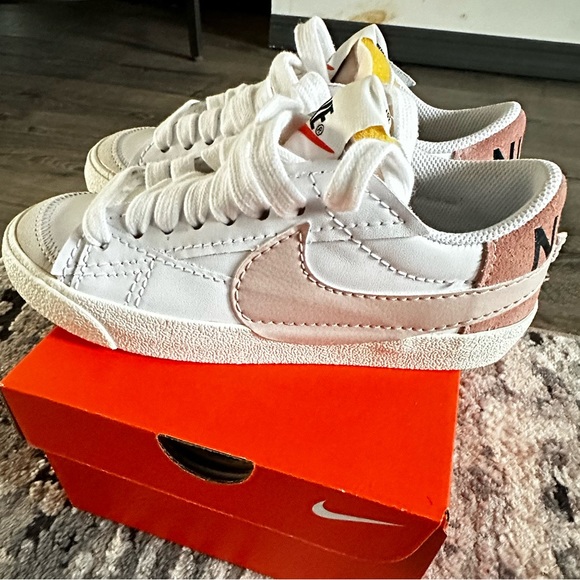 Nike Blazer - Picture 8 of 11
